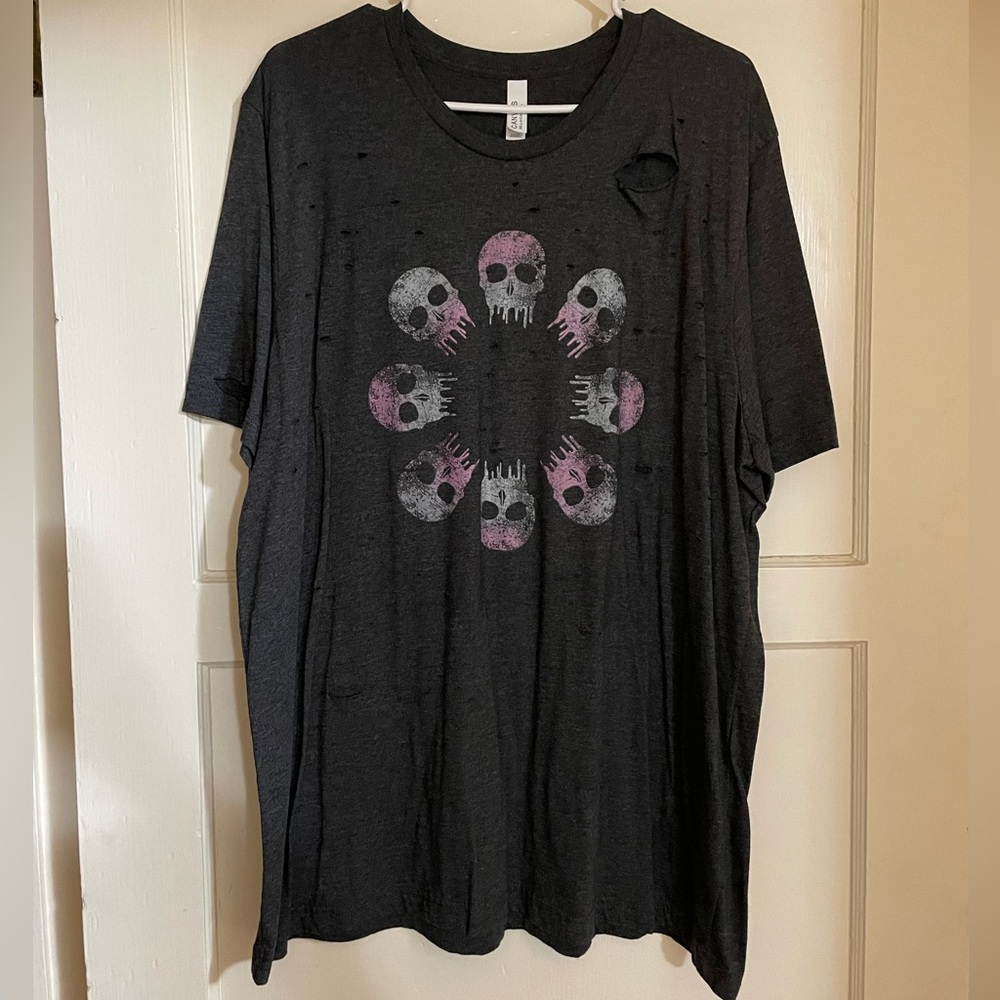 Bella Canvas Distressed Dark Gray Skull T-shirt Size 2X
